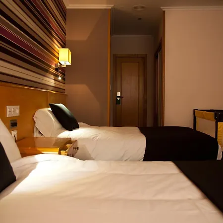 Hotel Palacio De Cristal