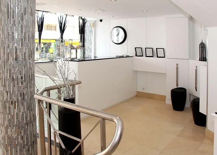 Palacio De Cristal Otel